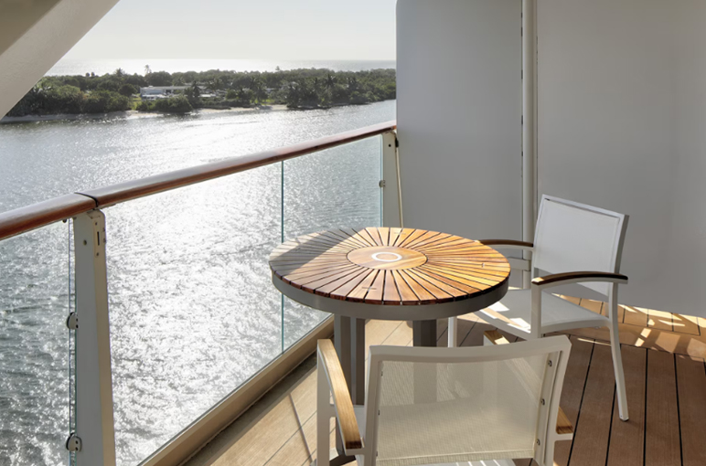 Celebrity Cruises Solstice Horizon Suite deck