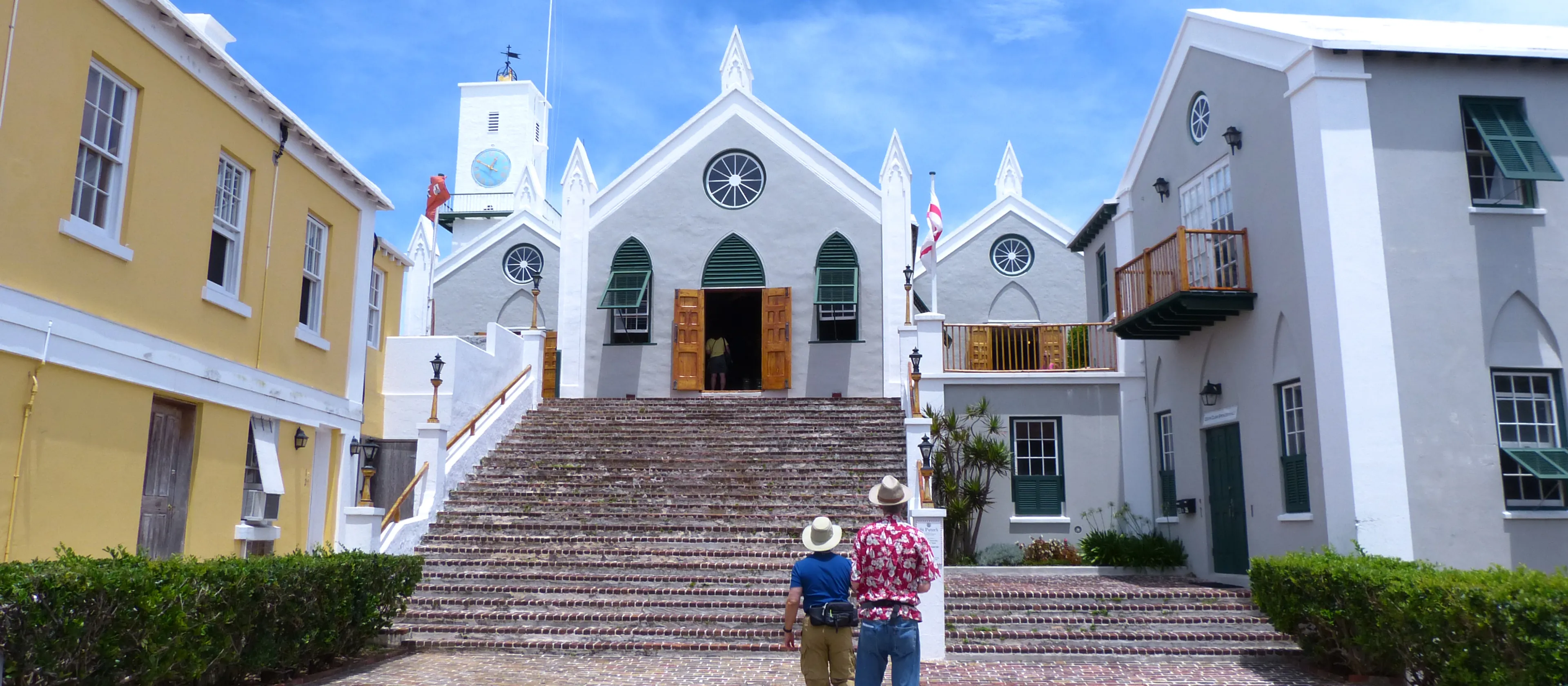 Two travelers observing the architecture in Bermuda