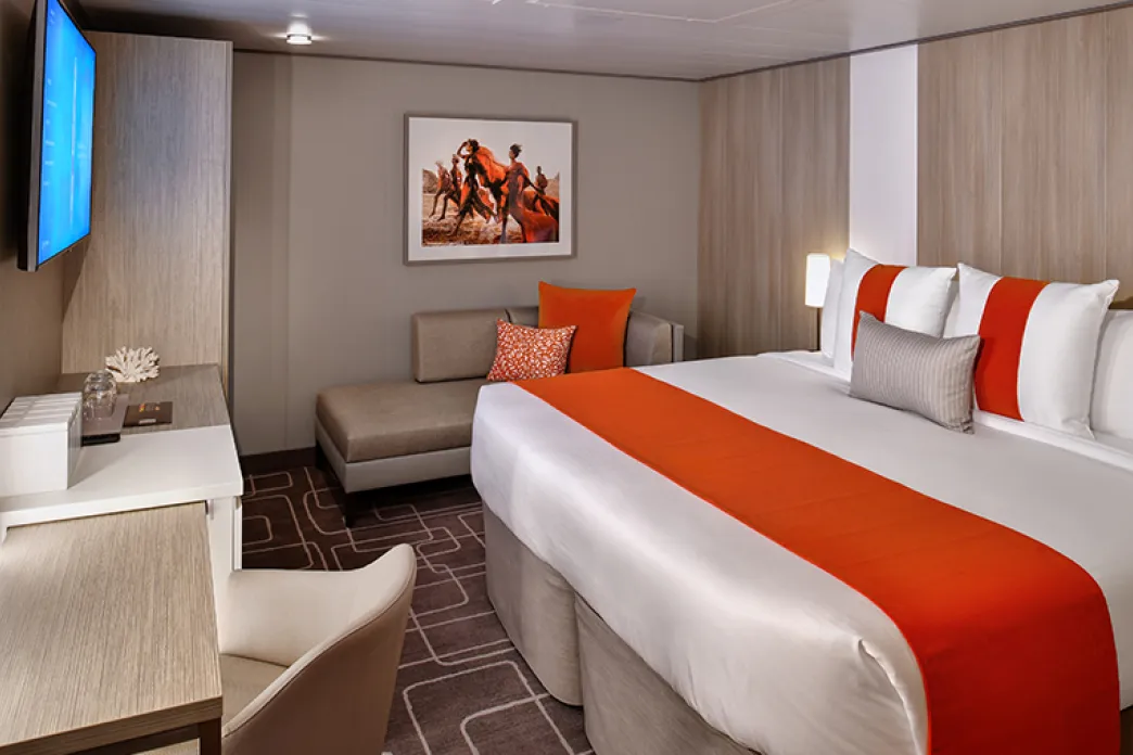 Celebrity Beyond - Inside